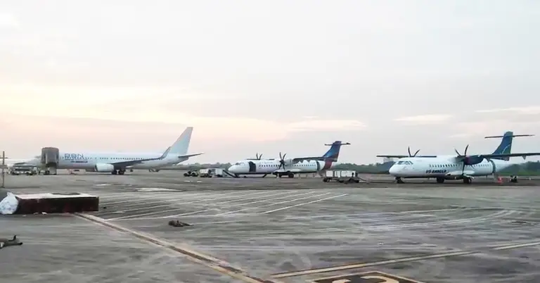 চট্টগ্রামে অবতরণ করা কয়েকটি ফ্লাইট